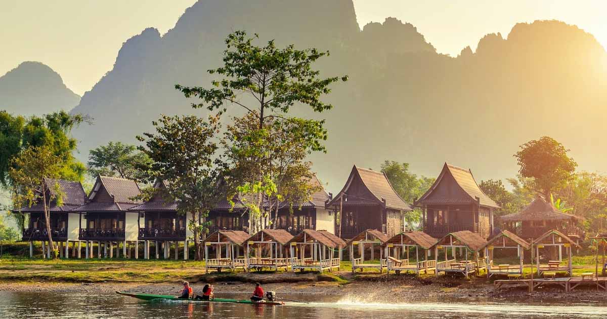 Keindahan Alam Vang Vieng, Laos: Surga Tersembunyi di Asia Tenggara